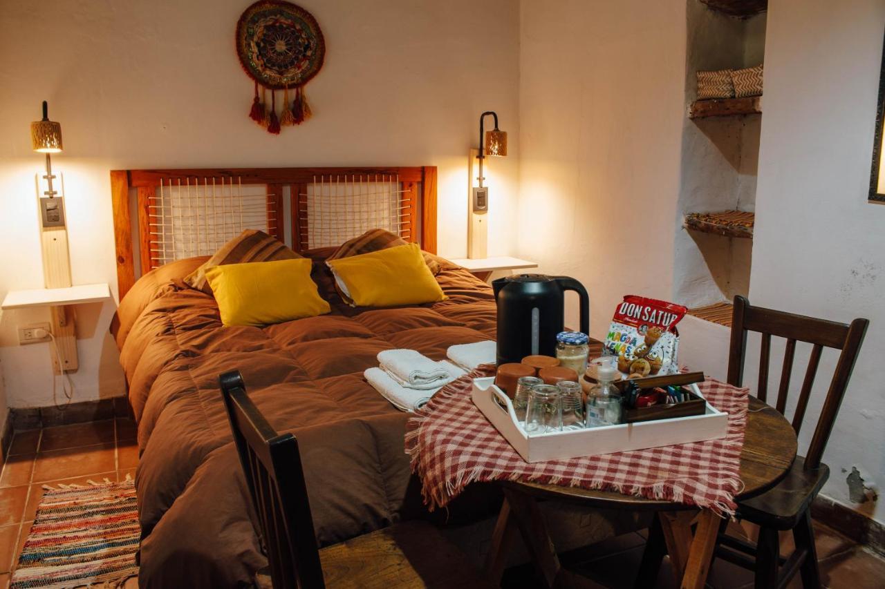 Casa De La Flia. Sanchez Bed and Breakfast Humahuaca Exteriör bild